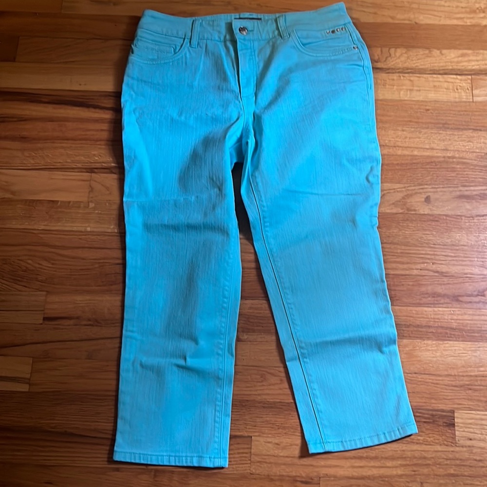 Chico’s Teal So Slimming ankle cropped pants Size 1